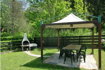 Italija Chata Ledro, Eksterier